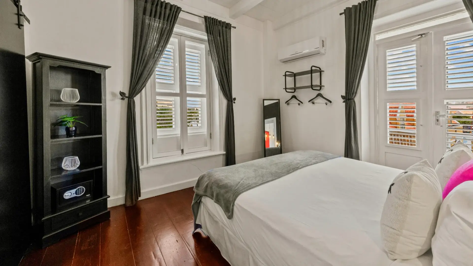 Pietermaai Boutique Hotel - Duplex Suite - Living Room